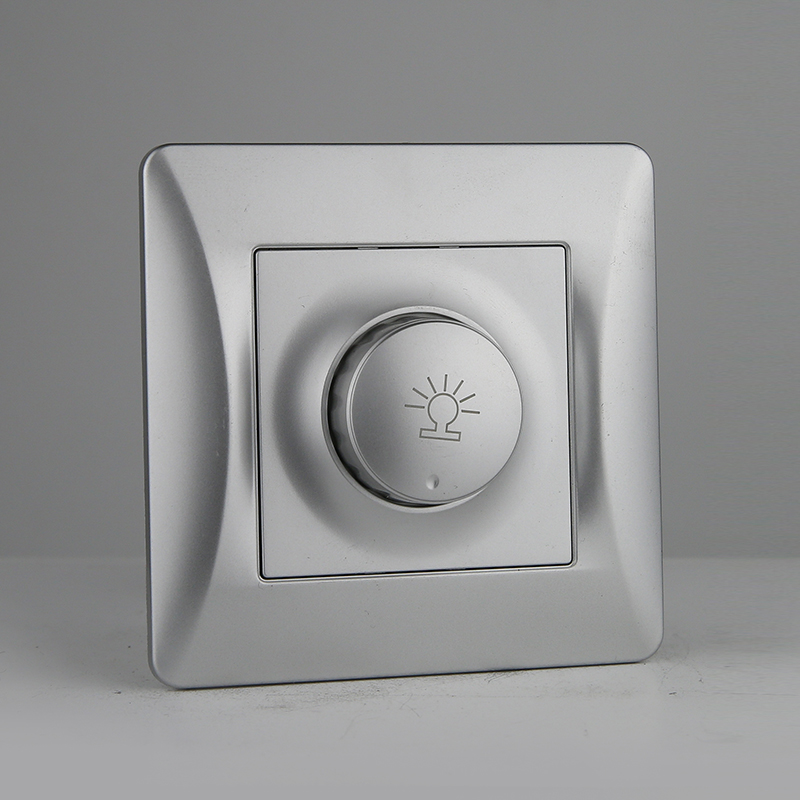 Светорегулятор поворотный (диммер), 125-250V, 500W (серебристый) 0