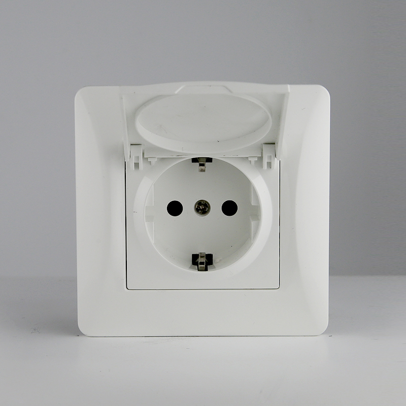 Розетка электрическая 2К+З, с откидной крышкой, 16А, 220-250V (белый) 0